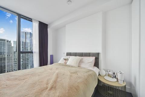 Studio to rent, Amory Tower, Marsh Wall E14