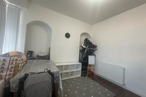 3 bedroom terraced house for sale, Warwick Road, Tyseley, Birmingham, West Midlands, B11
