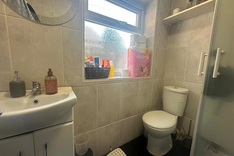 3 bedroom terraced house for sale, Warwick Road, Tyseley, Birmingham, West Midlands, B11