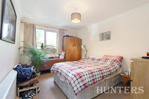 undefined, Bath Close, London, SE15 2JP