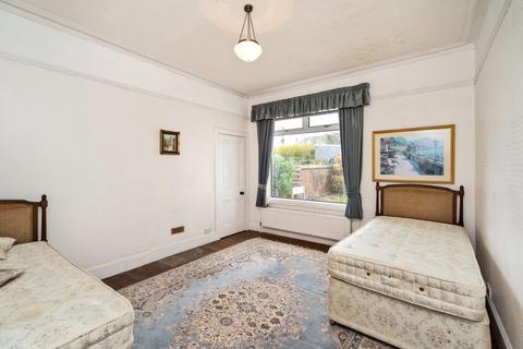 14 Bryce Avenue, Edinburgh, EH7 6TX