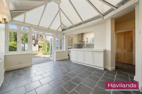 47 Radcliffe Road, London, N21 2SD