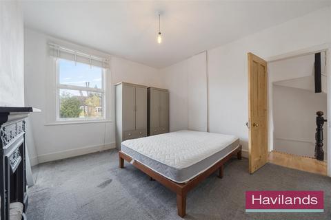 47 Radcliffe Road, London, N21 2SD
