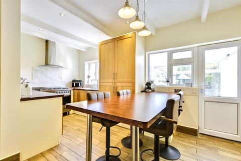 2 bedroom detached bungalow for sale, Hillview Road, Toton