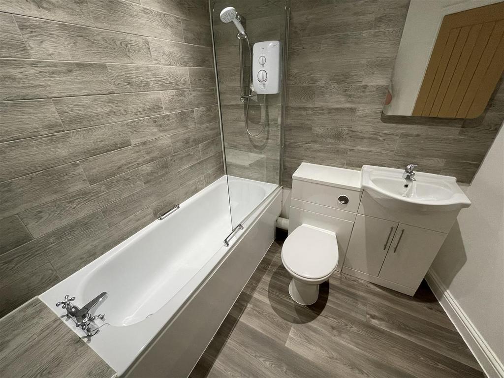 Blank bath.jpg