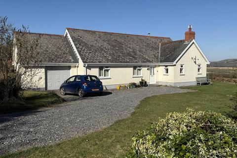 3 bedroom country house for sale, Maesglas, Rhosfach, Clynderwen