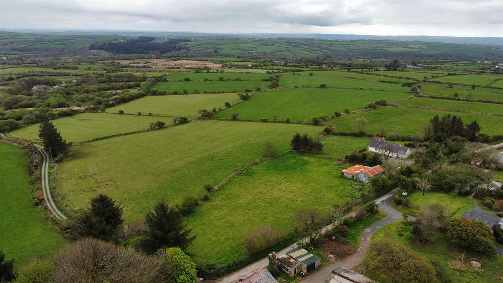 Maesglas Rhosfach, Clynderwen, Pembrokeshire, SA66