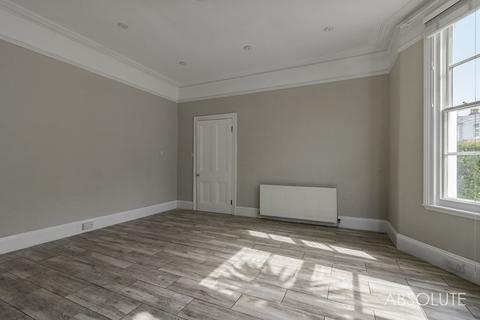 4 bedroom terraced house for sale, Babbacombe Road, Torquay, TQ1
