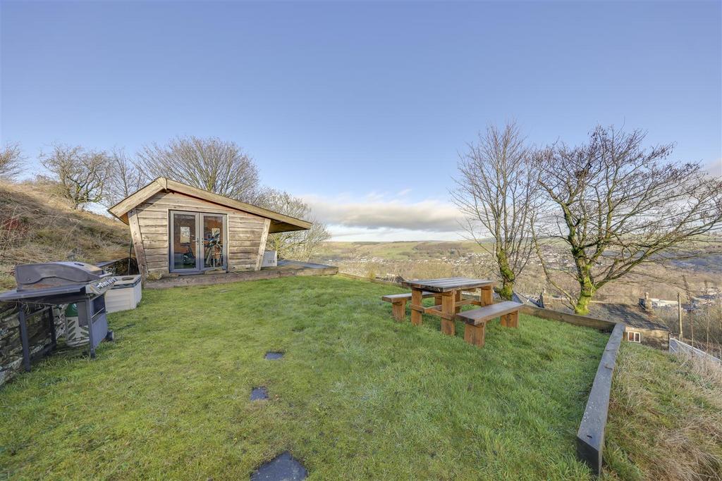 Upper Garden & Summer House