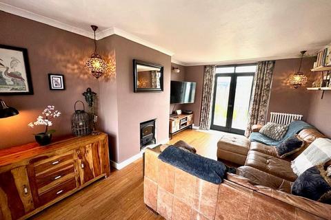 56 Buxton Road, Chinley, High Peak, SK23 6ES
