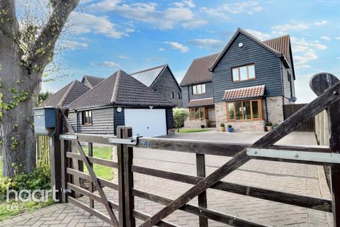 5 bedroom detached house for sale, Ely Road, Prickwillow