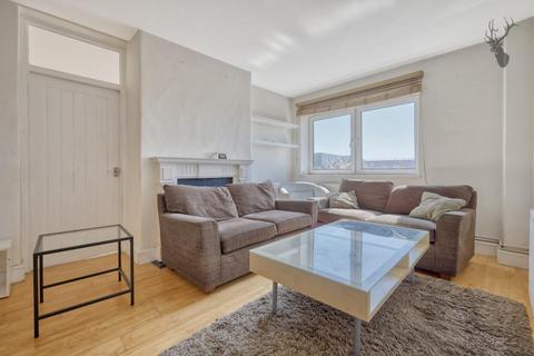 3 bedroom flat for sale, Digby Street, Bethnal Green