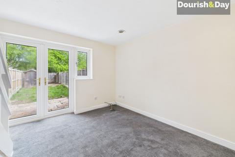 24 Beaconside Close, Stafford, ST16 3QS