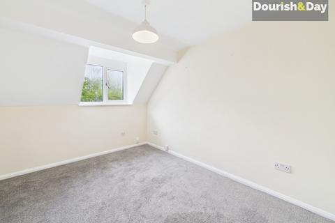24 Beaconside Close, Stafford, ST16 3QS