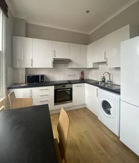 4 bedroom ground floor flat to rent, King's Road, Bristol BS8