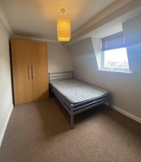 4 bedroom ground floor flat to rent, King's Road, Bristol BS8