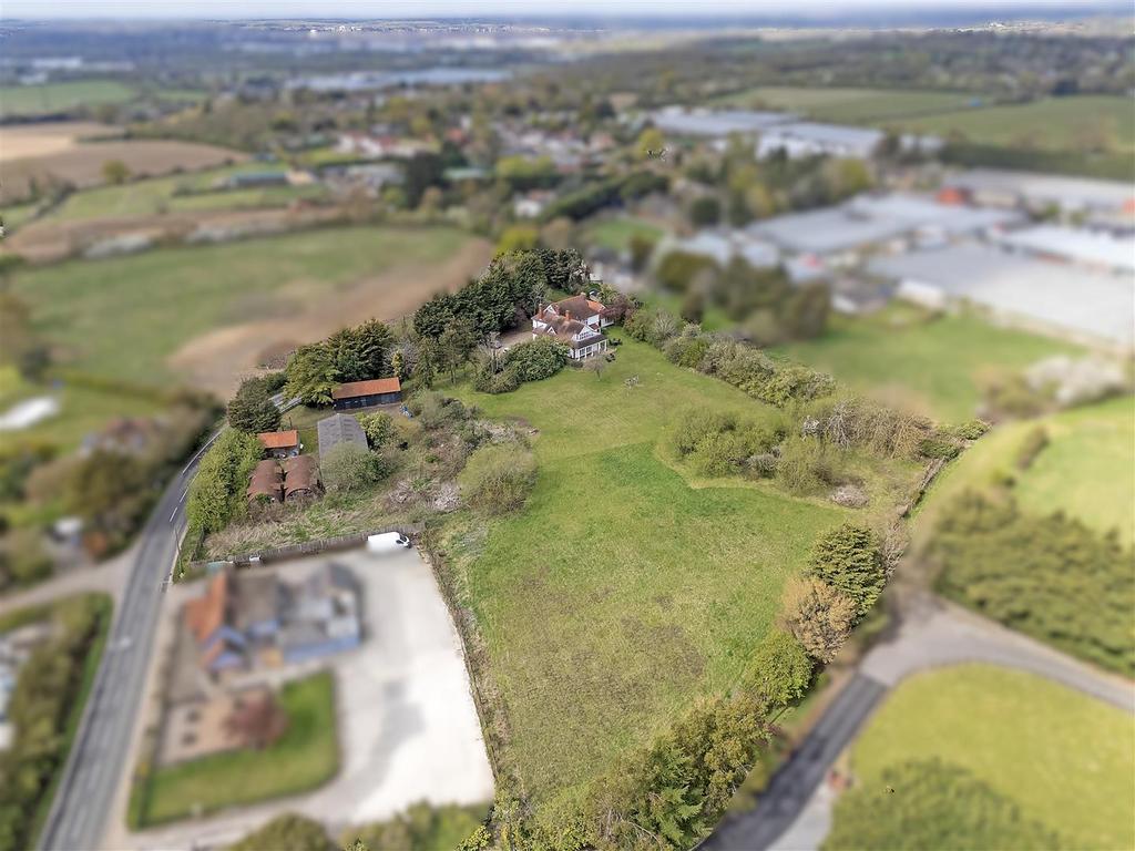 Aerial blur4.jpg