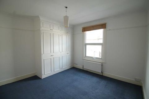 12 Braemar Road, Brentford, TW8 0NR