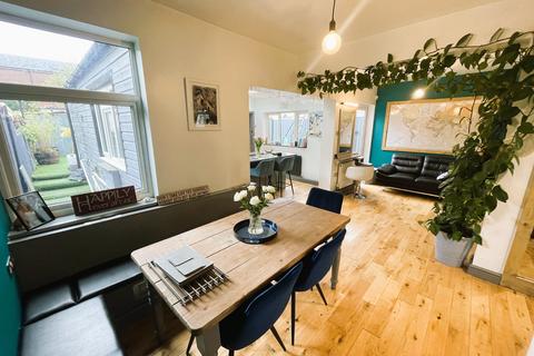6 bedroom terraced house for sale, Lincoln Road North, Birmingham B27
