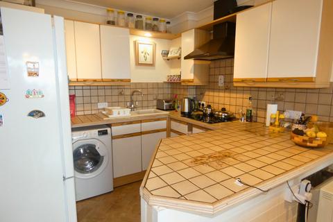 2 bedroom flat for sale, Tollesbury, CM9 8TB