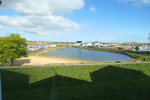 2 bedroom flat for sale, Tollesbury, CM9 8TB