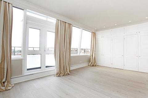 3 bedroom flat to rent, Cheniston Gardens, Kensington, London