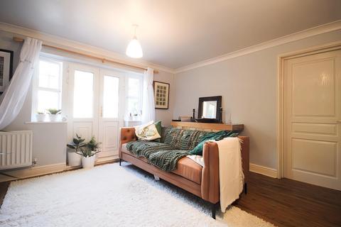 2 bedroom apartment to rent, Horsley Road, Sutton Coldfield B74
