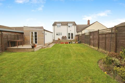 30 Brookleigh, Street, BA16 0NU