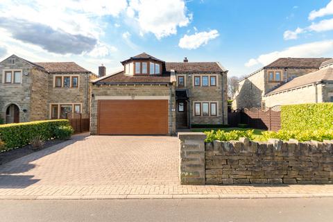 4 bedroom detached house for sale, Woodside Lodge, Kirkburton, HD8
