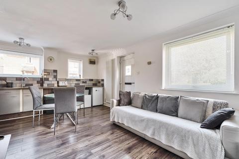 29 Coombe Close, Snodland, ME6 5HZ