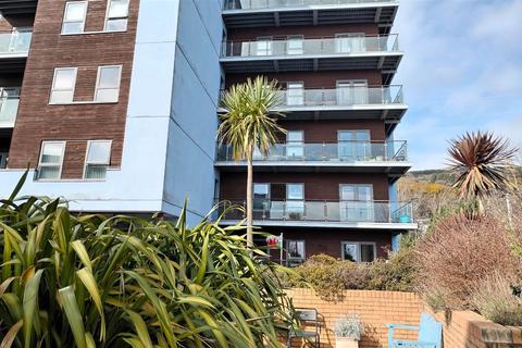2 bedroom retirement property for sale, Mariners Court, Lamberts Road, Marina, Swansea