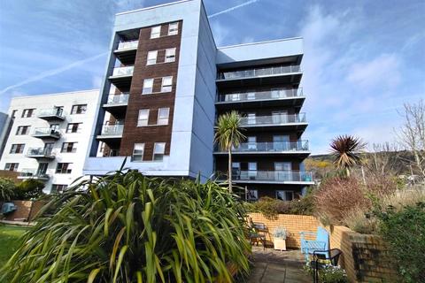 2 bedroom retirement property for sale, Mariners Court, Lamberts Road, Marina, Swansea