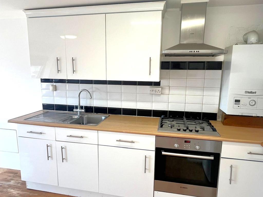 Apartment in London - View 2