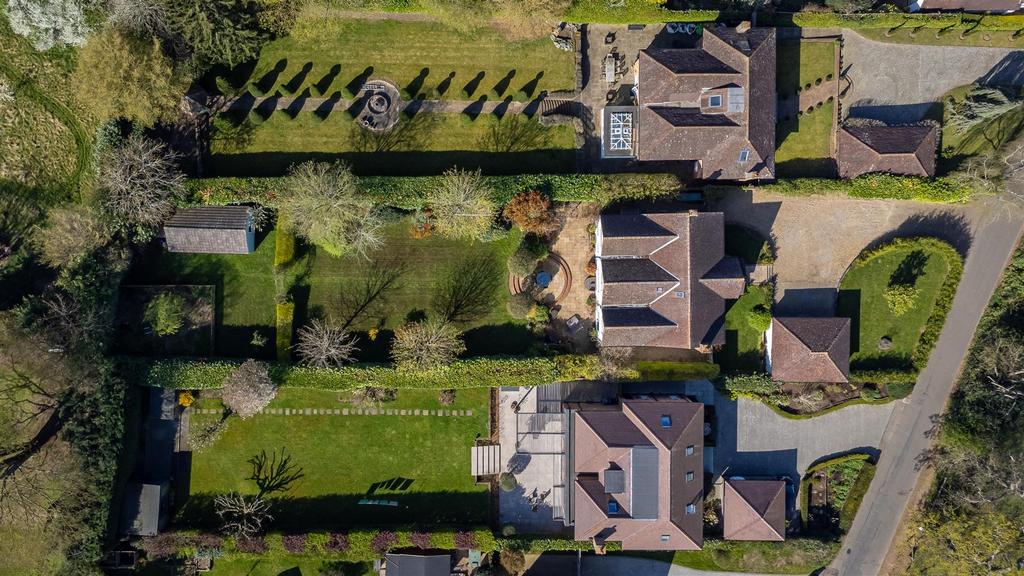 Harcourt St Ippolyts Drone-1.jpg