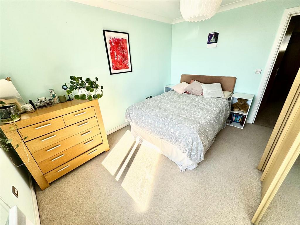Bed 1 a.jpg