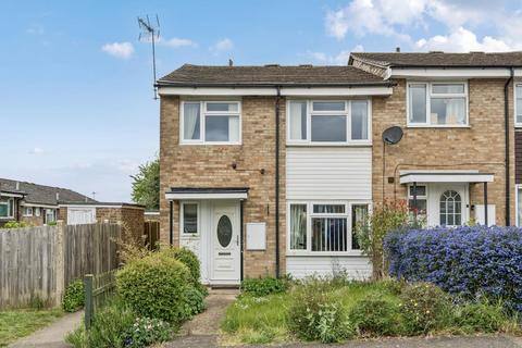 3 bedroom end of terrace house to rent, Waterside,  Chesham,  HP5