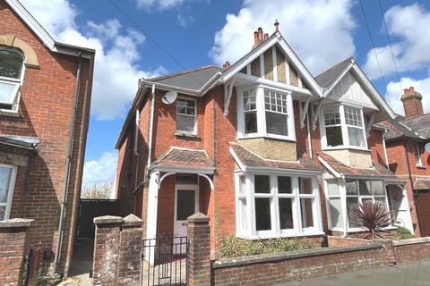 3 bedroom semi-detached house for sale, Connaught Road, East Cowes