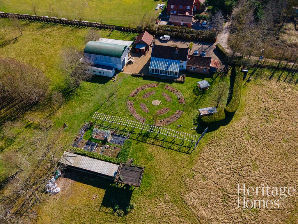 Dan Property Ariel Photography-Park Farm Barn-TP00783-1