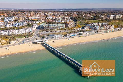 2 bedroom flat for sale, 'The Point' development, Stunning Sea Front Flat at Boscombe Pier