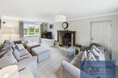 3 bedroom detached house to rent, Ely Road, Little Thetford, Ely, Cambs, CB6