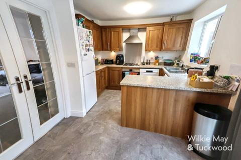 3 bedroom end of terrace house for sale, Cheviot Street, Bridgwater TA6