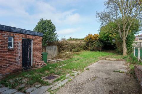 19 Highfield, Withernsea, HU19 2LJ