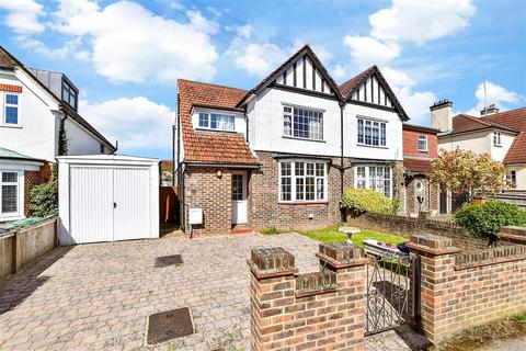 10 Orchard Road, Reigate, RH2 0PA
