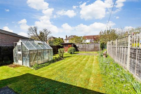 10 Orchard Road, Reigate, RH2 0PA