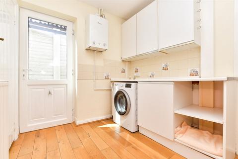10 Orchard Road, Reigate, RH2 0PA