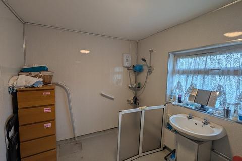 3 bedroom terraced house for sale, Church Road, Ton Pentre, Pentre, Rhondda Cynon Taff. CF41 7EF