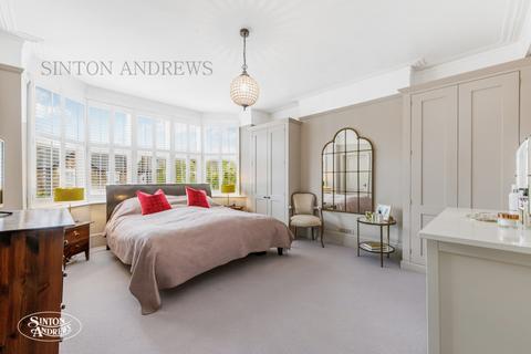6 Amherst Road, London, W13 8ND