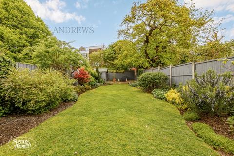 6 Amherst Road, London, W13 8ND