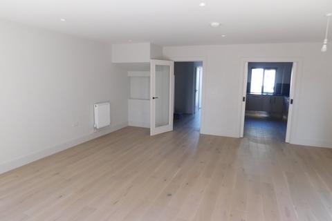 4 bedroom terraced house to rent, Shrewsbury, SY3