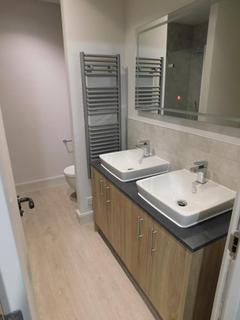 4 bedroom terraced house to rent, Shrewsbury, SY3